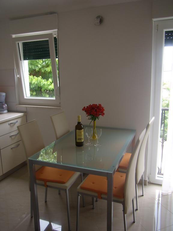 Ferienwohnung Stari Dvori Trogir Zimmer foto